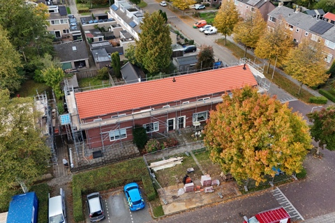 We zetten een grote stap richting energielabel B of beter met ambitieus dakvernieuwingsproject